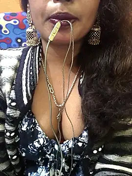 jasss-11 online show from February 14, 2026, 7:14 pm