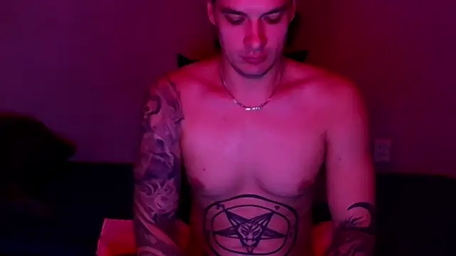 Snapshot of baphomet_from_ice chatting on November 4, 2025, 8:40 am baphomet from ice online show from November 4, 2025, 8:40 am