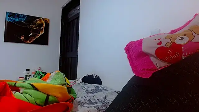 Snapshot of tomboyblue chatting on May 16, 2026, 5:56 pm tomboyblue online show from May 16, 2026, 5:56 pm