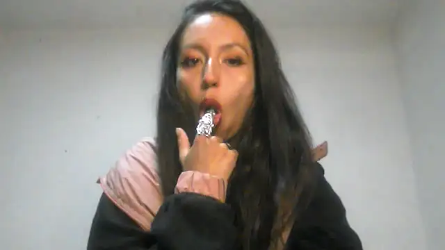 Snapshot of Amarista_Lovely6 chatting on January 12, 2026, 4:08 am Amarista Lovely6 online show from January 12, 2026, 4:08 am