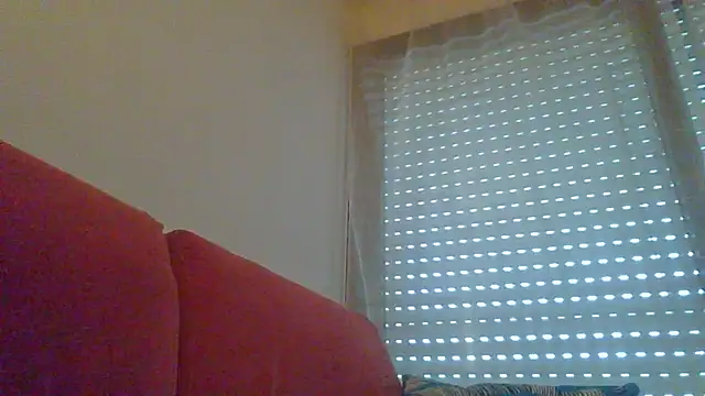 Snapshot of porompomperro chatting on December 2, 2024, 10:35 am porompomperro online show from December 2, 2024, 10:35 am