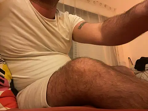 Snapshot of porompomperro chatting on January 13, 2025, 5:44 pm porompomperro online show from January 13, 2025, 5:44 pm