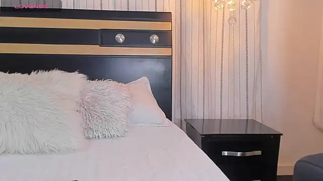 Snapshot of DahianaLincoln chatting on March 22, 2025, 6:25 pm DahianaLincoln online show from March 22, 2025, 6:25 pm