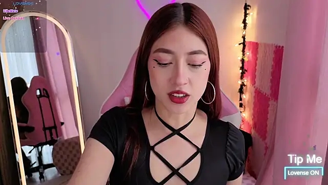 Snapshot of violet_ch chatting on September 20, 2025, 6:35 pm violet ch online show from September 20, 2025, 6:35 pm