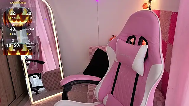 Snapshot of violet_ch chatting on November 5, 2025, 6:00 pm violet ch online show from November 5, 2025, 6:00 pm