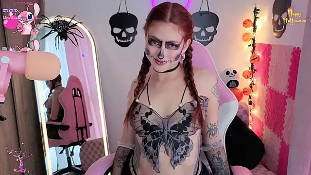 Snapshot of violet_ch chatting on October 20, 2025, 6:52 pm violet ch online show from October 20, 2025, 6:52 pm