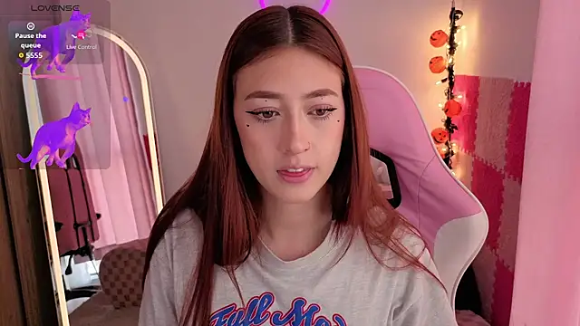 Snapshot of violet_ch chatting on November 19, 2025, 6:08 pm violet ch online show from November 19, 2025, 6:08 pm