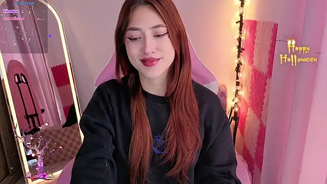 Snapshot of violet_ch chatting on October 8, 2025, 5:13 pm violet ch online show from October 8, 2025, 5:13 pm