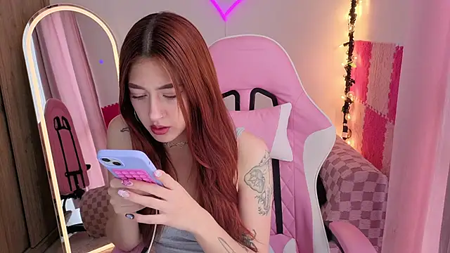 Snapshot of violet_ch chatting on September 13, 2025, 5:24 pm violet ch online show from September 13, 2025, 5:24 pm