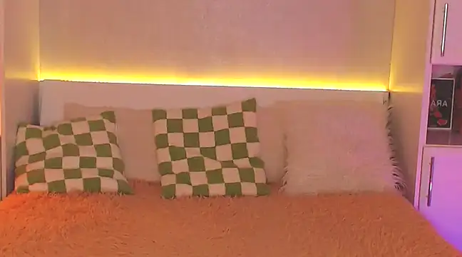 Leaaaaaaaaa online show from February 13, 2025, 5:33 pm