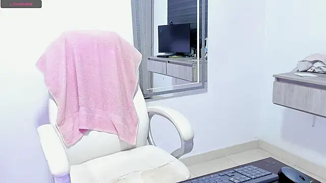 dahian carter online show from September 24, 2025, 12:11 pm