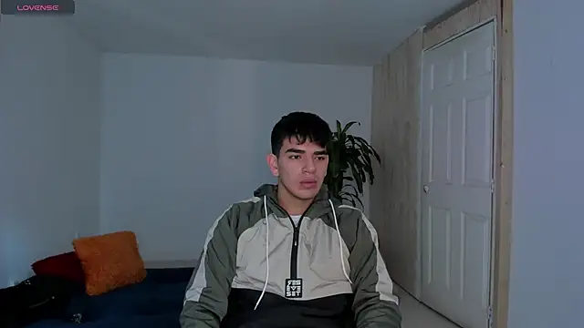Snapshot of Ares_Johnson chatting on October 24, 2025, 12:15 pm Ares Johnson online show from October 24, 2025, 12:15 pm