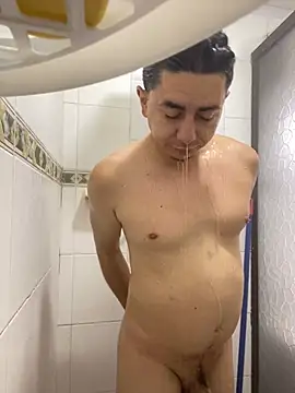 DanielGomez9 online show from March 22, 2025, 12:14 pm