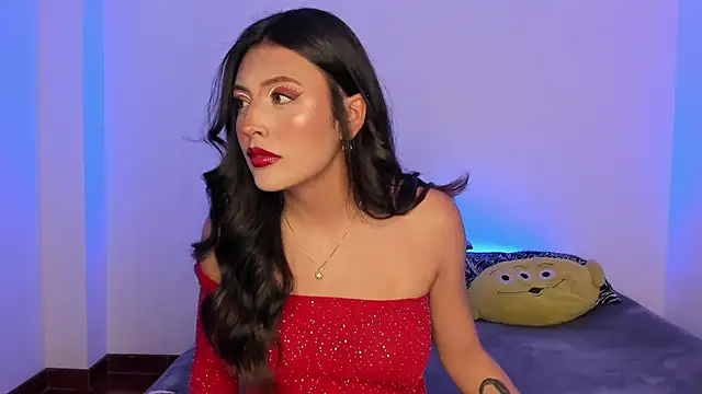 Snapshot of BradLovEmma_ chatting on March 18, 2025, 8:59 pm BradLovEmma online show from March 18, 2025, 8:59 pm