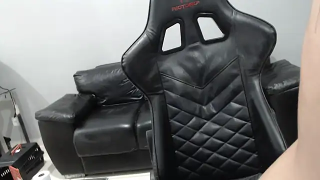 Livia Diaz online show from September 14, 2025, 8:48 am