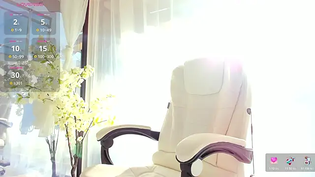 Russian Ava online show from December 19, 2025, 9:00 am