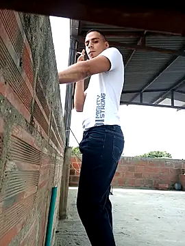 bonehur online show from March 5, 2025, 7:49 pm