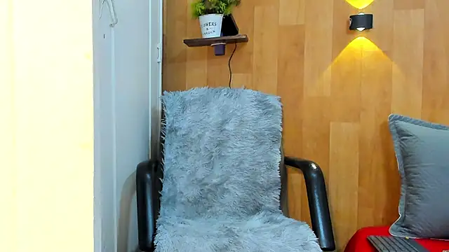 Snapshot of marianaa90 chatting on October 15, 2025, 6:38 pm marianaa90 online show from October 15, 2025, 6:38 pm