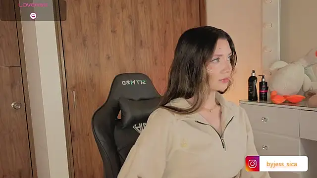 jessy  01 online show from October 1, 2025, 1:44 am