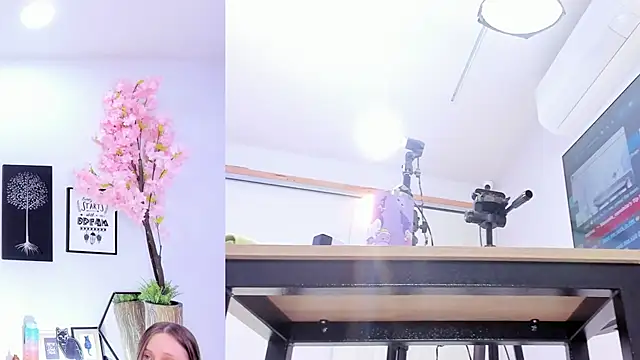 Siouxsie cenobite online show from November 4, 2025, 11:03 am