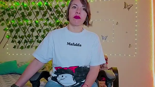 Lady breaks hearts online show from October 30, 2025, 10:46 am