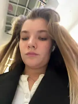 Holy Tereza online show from March 19, 2025, 6:23 pm