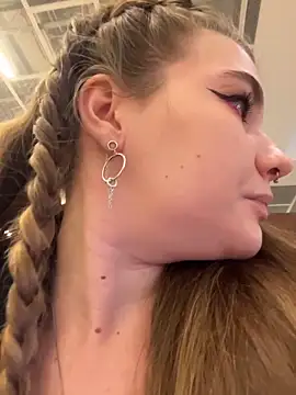 Holy Tereza online show from February 14, 2026, 3:45 pm