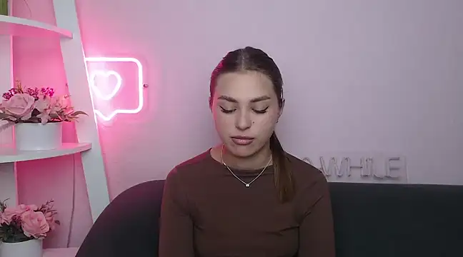 MilanaAngelAs online show from March 16, 2025, 1:49 pm