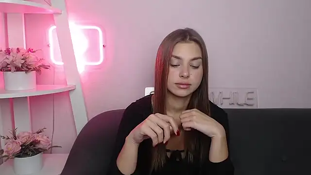 MilanaAngelAs online show from October 13, 2025, 8:32 pm