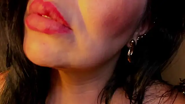 charlottemeyerr online show from February 21, 2025, 4:59 pm