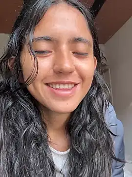 ViolettaSummer online show from March 8, 2026, 1:14 pm