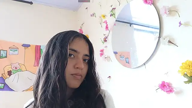 ViolettaSummer online show from January 11, 2025, 6:44 pm