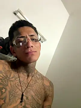 Papinine6 online show from October 10, 2025, 11:44 am