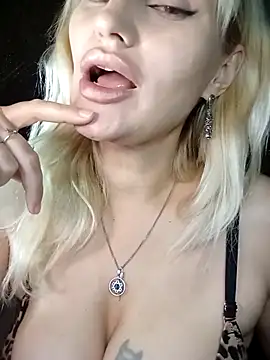 Freya Milf online show from September 19, 2025, 6:56 pm