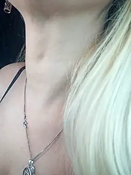 Freya Milf online show from February 6, 2026, 2:57 pm