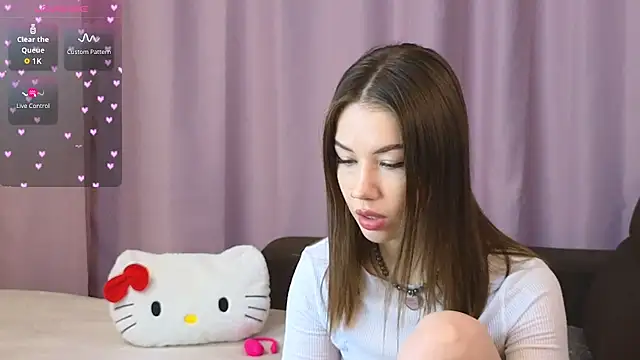 ellie kramer online show from September 10, 2025, 7:46 pm