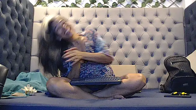 Snapshot of chanel_grant chatting on February 11, 2026, 9:58 pm chanel grant online show from February 11, 2026, 9:58 pm