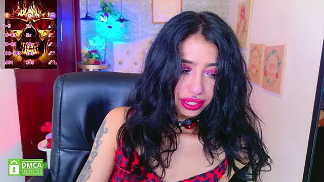 REDHOTTER  online show from November 10, 2025, 8:03 pm