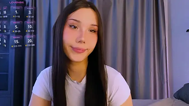 Kaia Sunshine Mia online show from March 21, 2026, 9:14 am