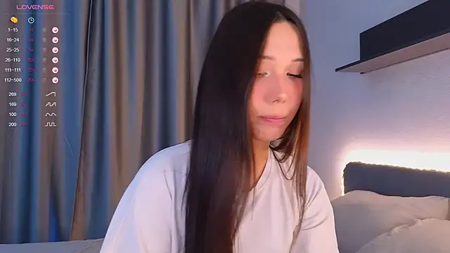 Kaia Sunshine Mia online show from July 18, 2026, 11:41 am