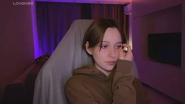 yourconcept online show from September 13, 2025, 11:16 pm