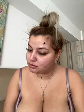 AllysonK online show from March 7, 2025, 12:34 pm