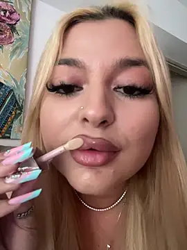 AllysonK online show from May 21, 2026, 12:46 pm