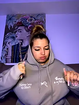 AllysonK online show from October 22, 2025, 4:50 pm