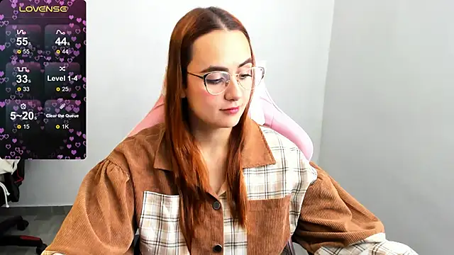 maryluna95 online show from February 6, 2025, 4:47 pm