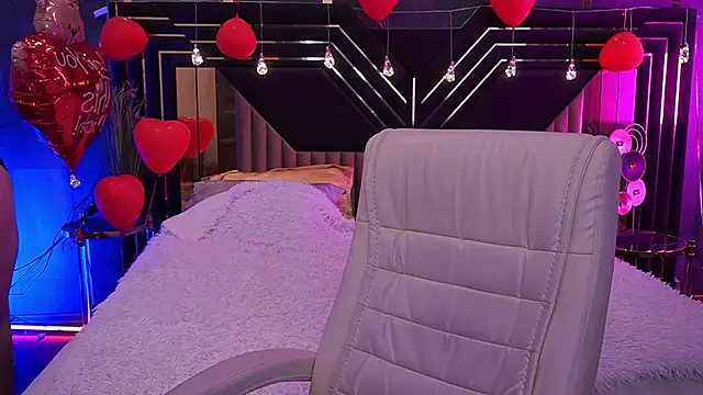 Snapshot of CoolTatis chatting on February 25, 2026, 9:09 am CoolTatis online show from February 25, 2026, 9:09 am