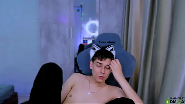 Foxicfu online show from February 4, 2025, 10:21 am