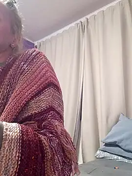 BritneyHudson online show from September 30, 2025, 1:00 am