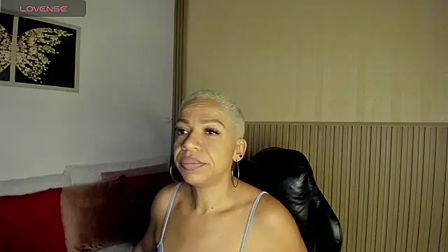 summer night  online show from January 18, 2026, 1:58 pm