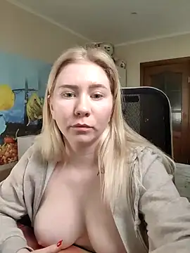 D0nna  online show from March 4, 2025, 6:58 am